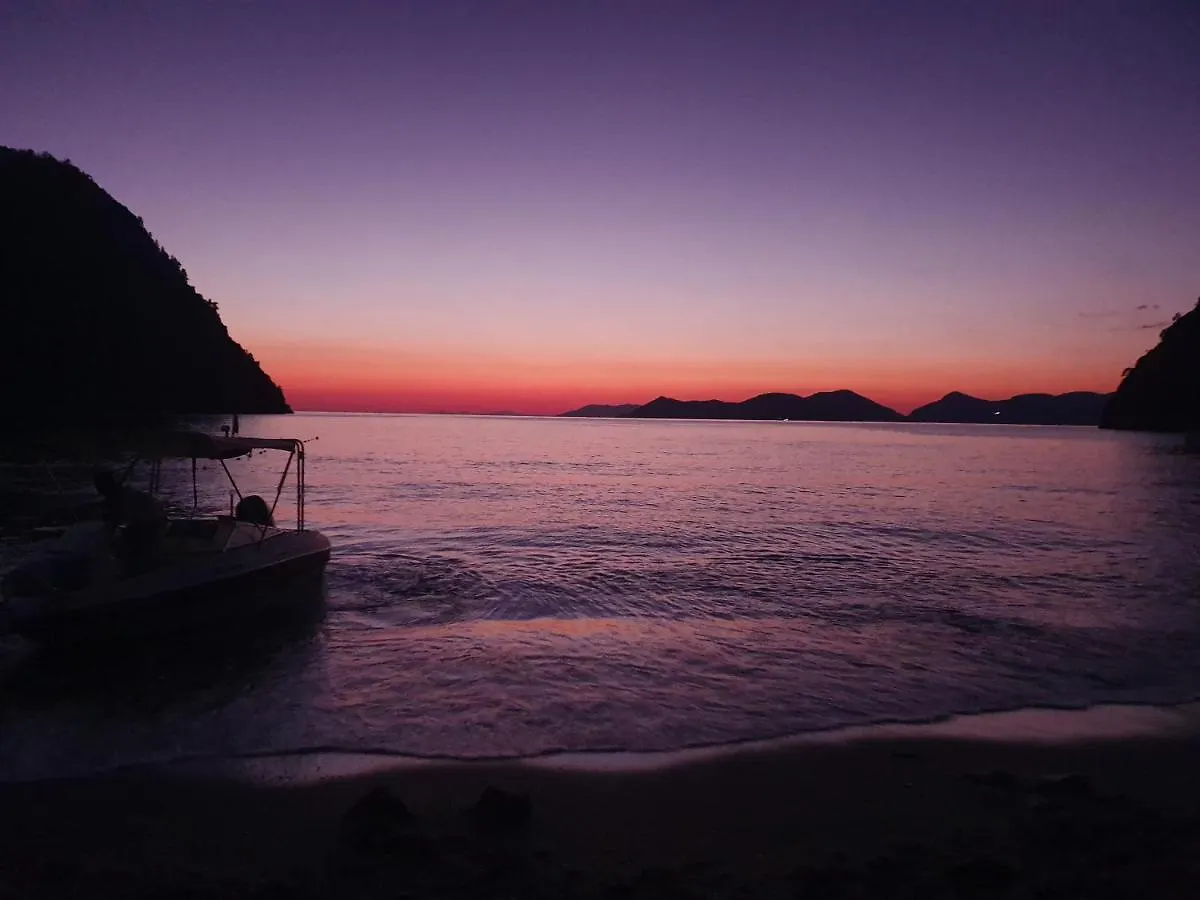 Stunning Suite In Oeluedeniz With Seaview And Pool 0*, Oludeniz