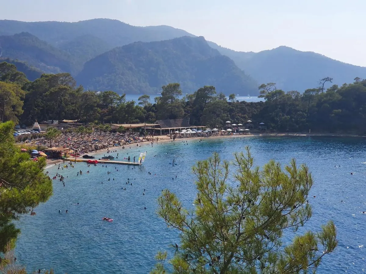 Stunning Suite In Oeluedeniz With Seaview And Pool