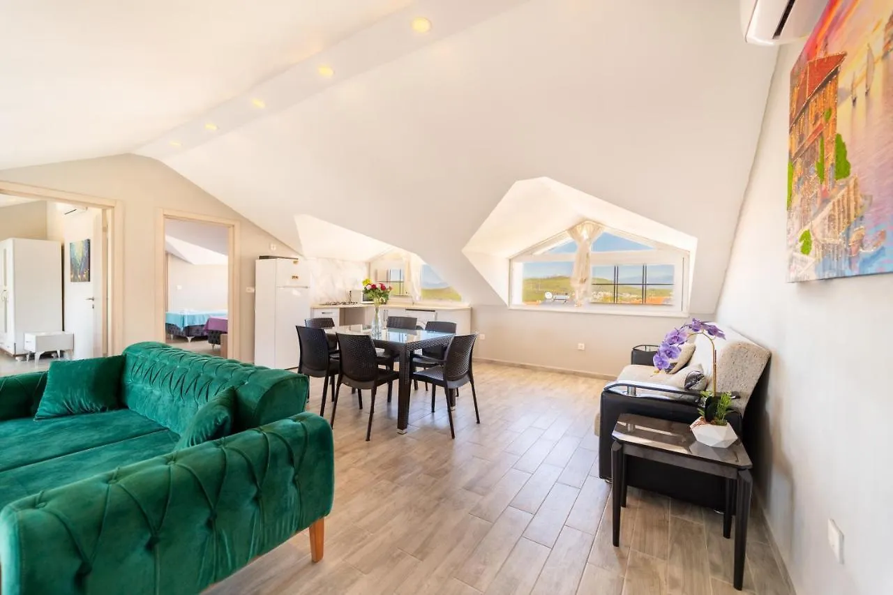 Apartment Stunning Suite In Oeluedeniz With Seaview And Pool Turkey
