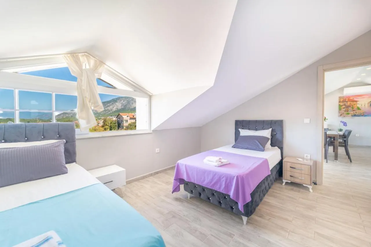 Stunning Suite In Oeluedeniz With Seaview And Pool Apartment Oludeniz